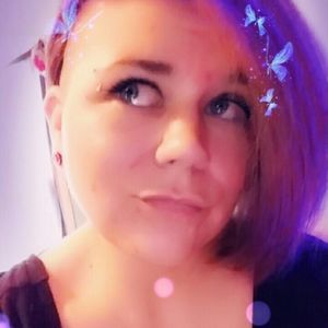 Meet your Posher, Becky